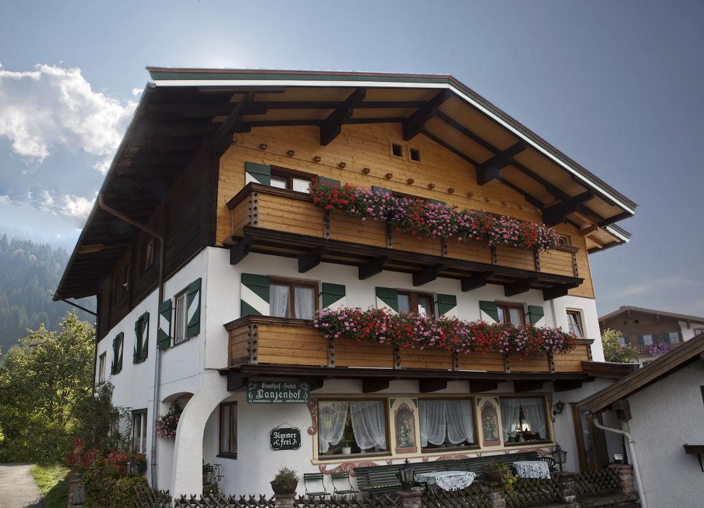 Gasthof Pension Lanzenhof Going am Wilden Kaiser エクステリア 写真