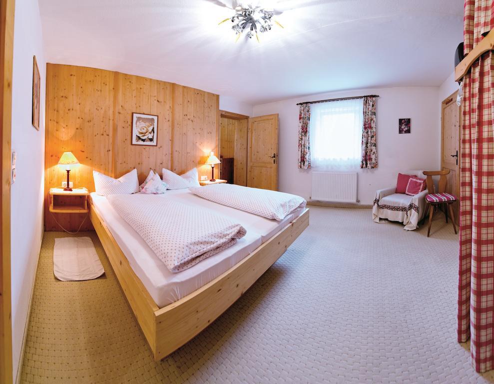 Gasthof Pension Lanzenhof Going am Wilden Kaiser エクステリア 写真