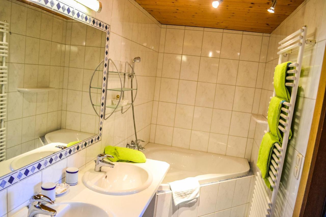 Gasthof Pension Lanzenhof Going am Wilden Kaiser エクステリア 写真