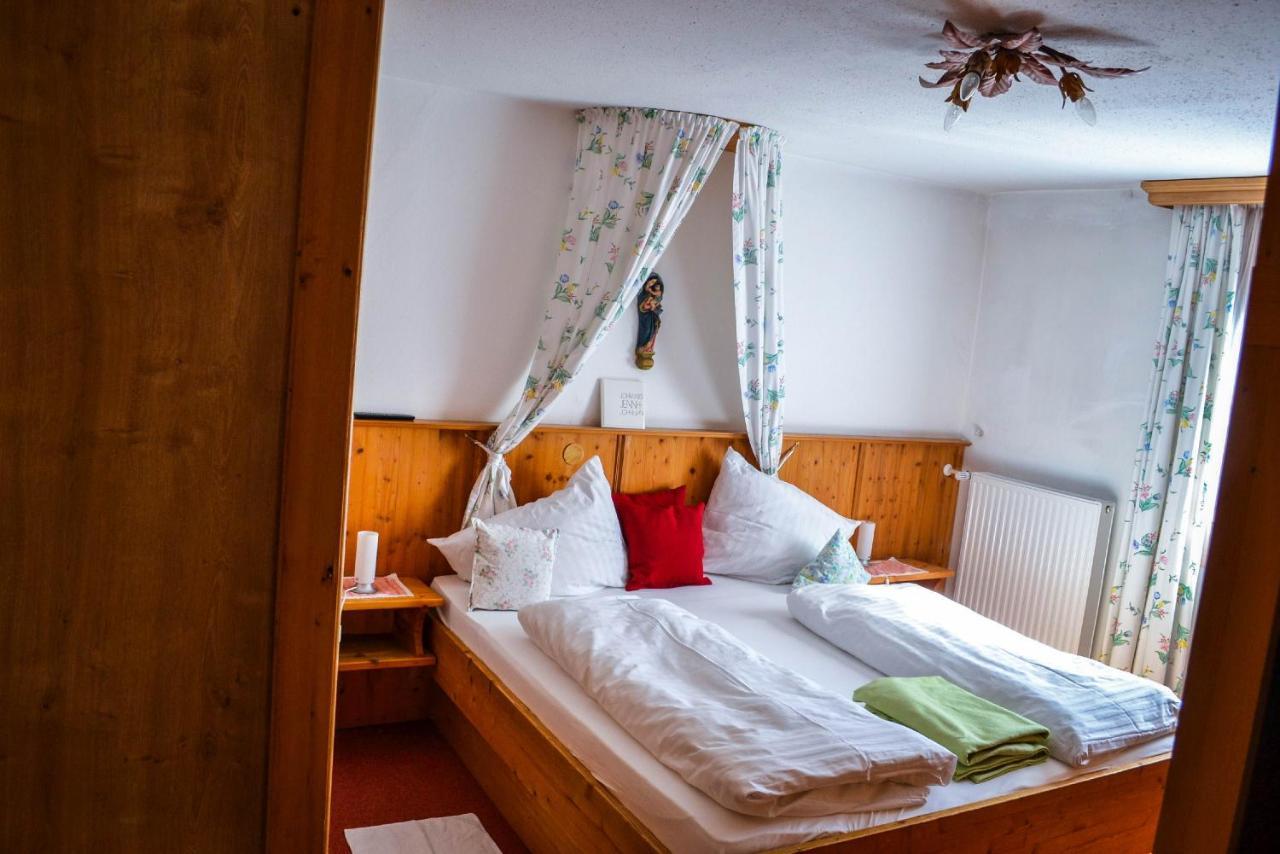 Gasthof Pension Lanzenhof Going am Wilden Kaiser エクステリア 写真